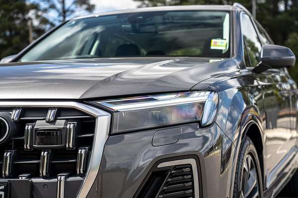 2025 Audi Q7 45 TFSI 4M