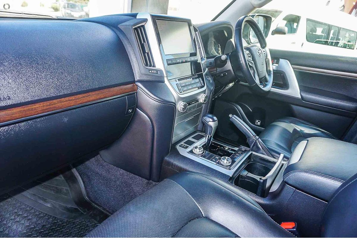 2017 Toyota Landcruiser VX VDJ200R