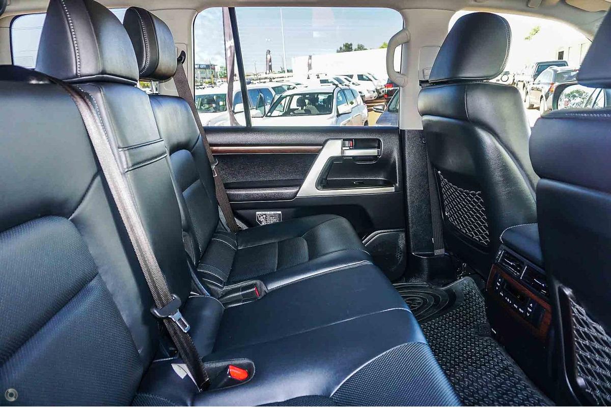 2017 Toyota Landcruiser VX VDJ200R
