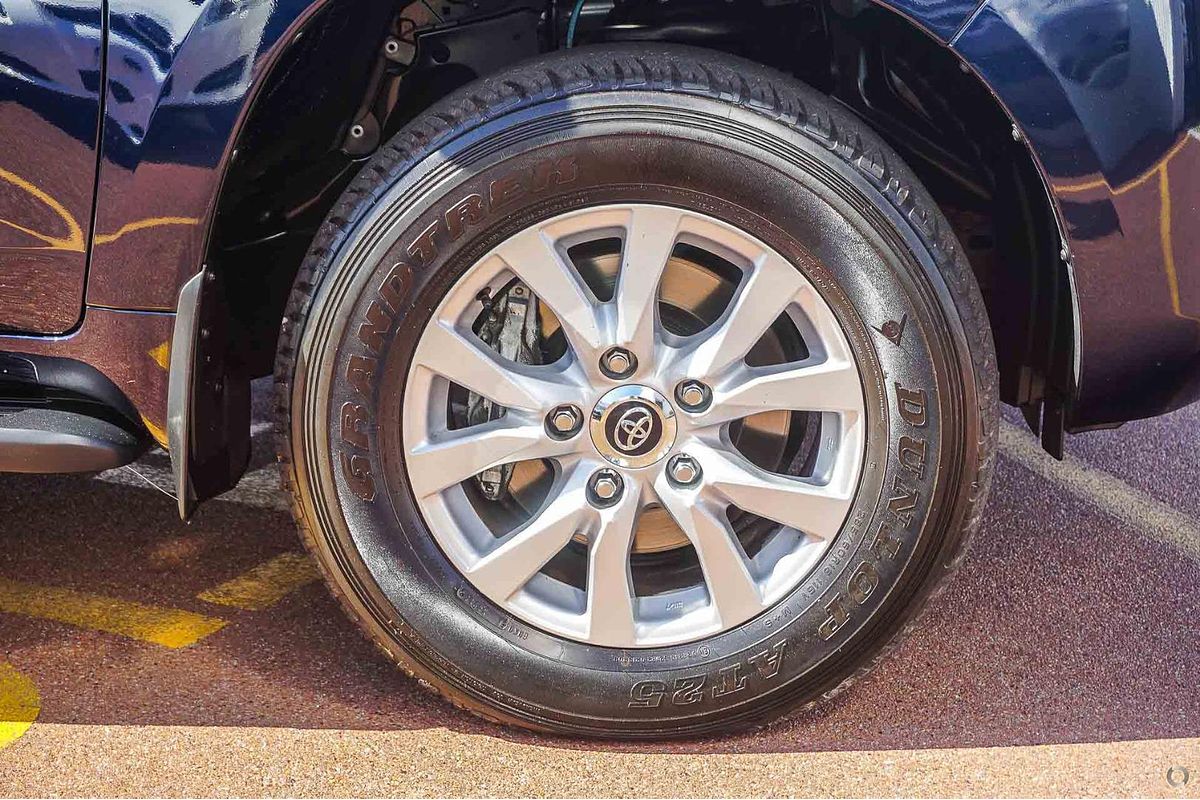 2017 Toyota Landcruiser VX VDJ200R