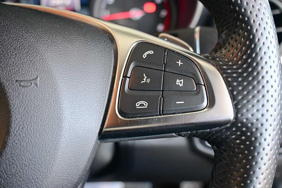 2016 Mercedes-Benz C-Class C200 W205