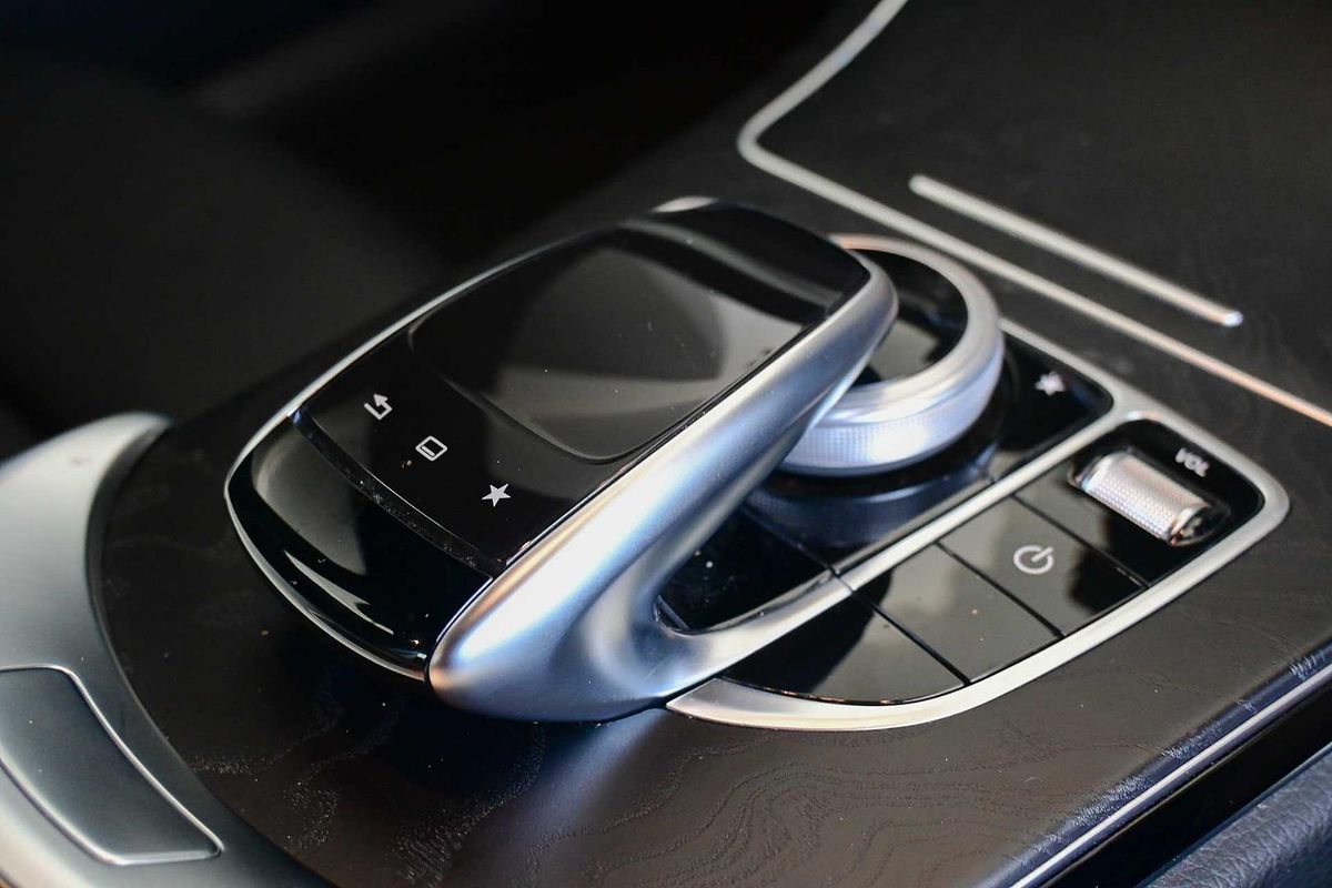 2016 Mercedes-Benz C-Class C200 W205