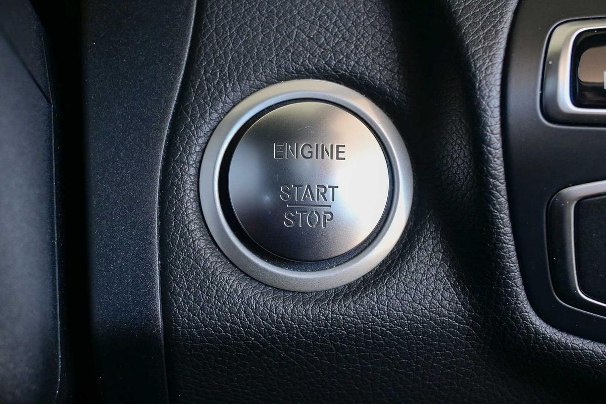 2016 Mercedes-Benz C-Class C200 W205