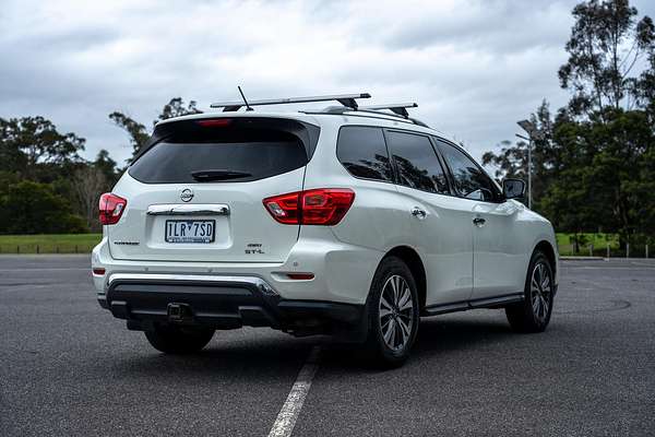 2017 Nissan Pathfinder ST-L R52 Series II