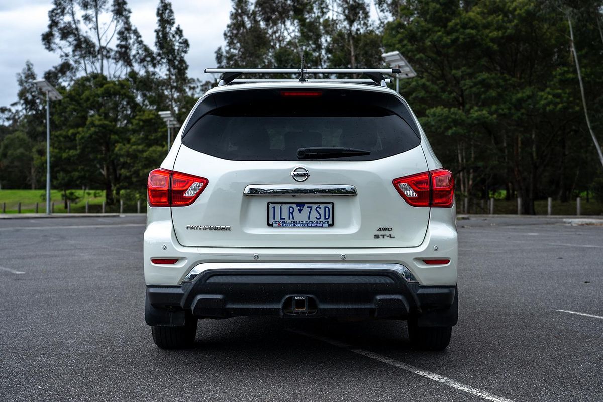 2017 Nissan Pathfinder ST-L R52 Series II