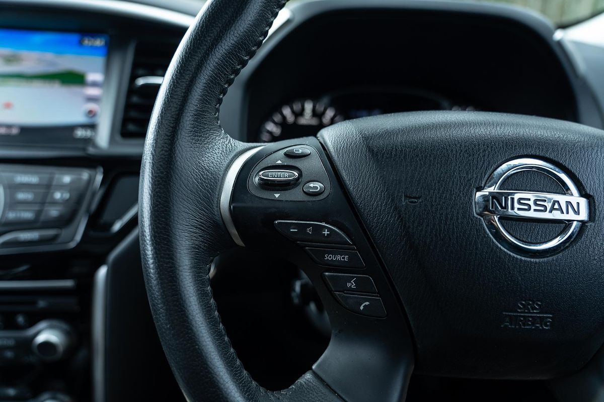 2017 Nissan Pathfinder ST-L R52 Series II