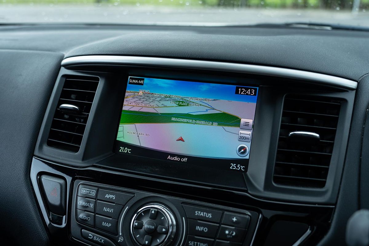 2017 Nissan Pathfinder ST-L R52 Series II