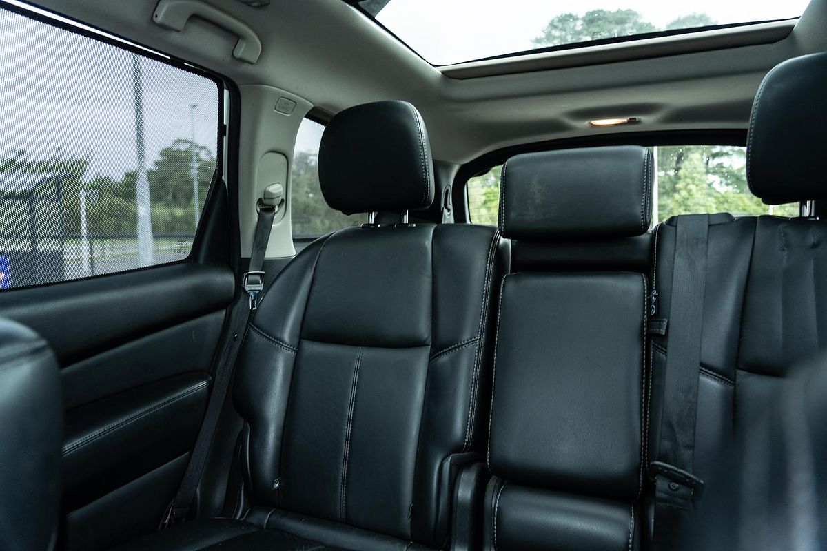 2017 Nissan Pathfinder ST-L R52 Series II