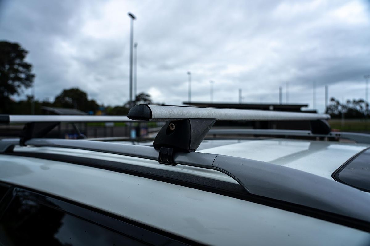 2017 Nissan Pathfinder ST-L R52 Series II