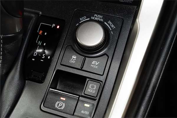 2015 Lexus NX NX300h Luxury AYZ15R
