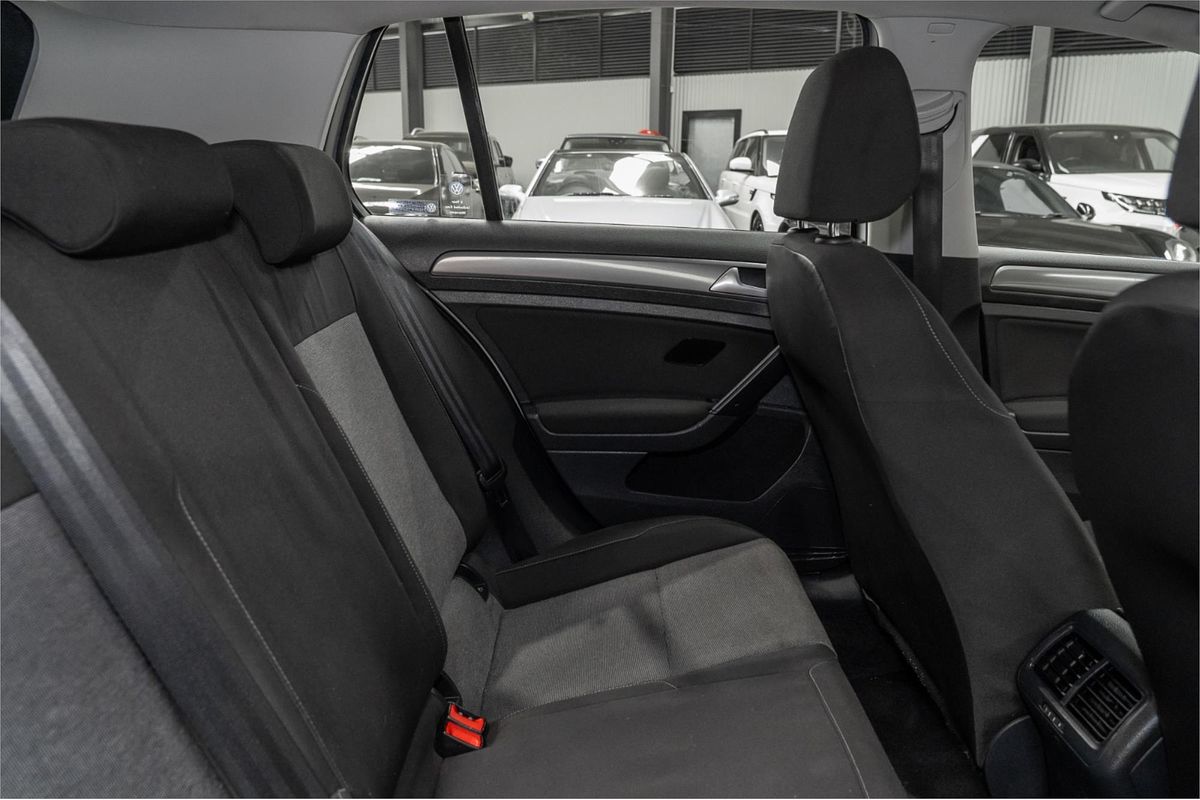 2015 Volkswagen Golf 90TSI 7