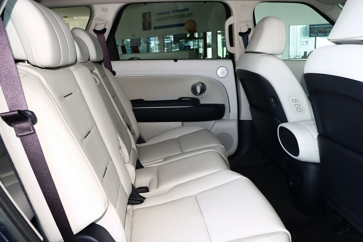 2025 Hyundai Palisade Calligraphy LX3.V1