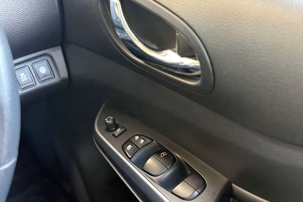 2023 Nissan Navara ST-X D23 4X4