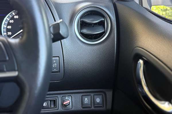 2023 Nissan Navara ST-X D23 4X4