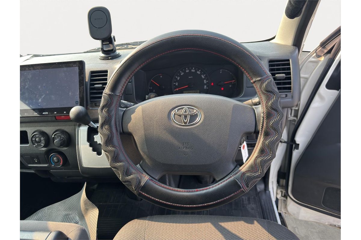 2015 Toyota Hiace DX