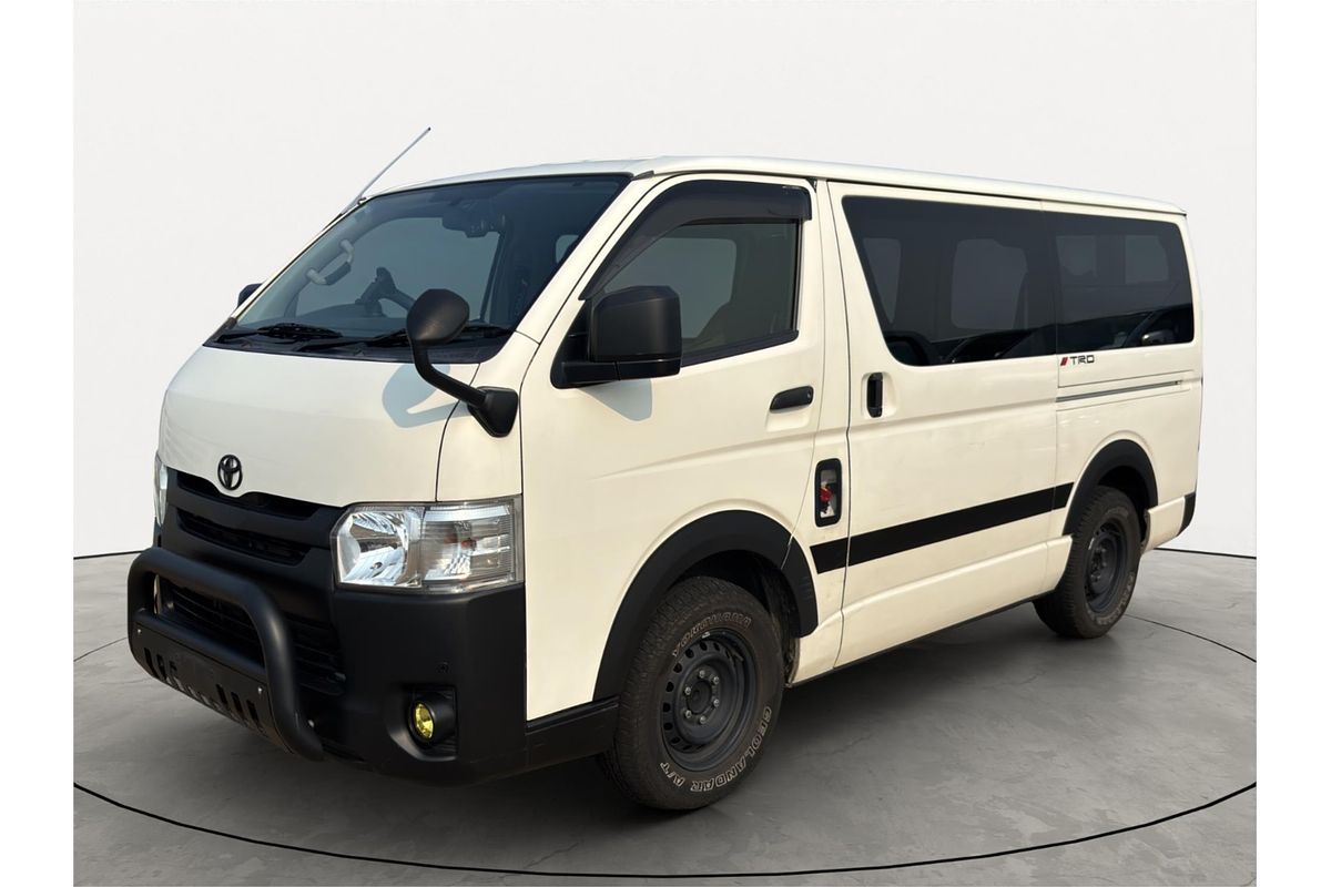 2015 Toyota Hiace DX
