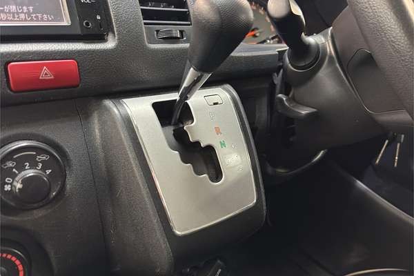 2015 Toyota Hiace Welcab