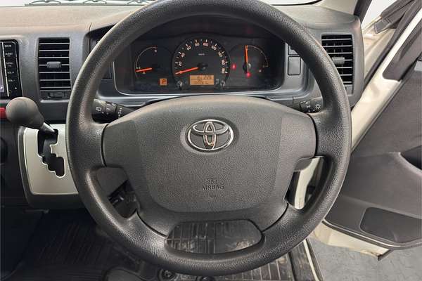 2015 Toyota Hiace