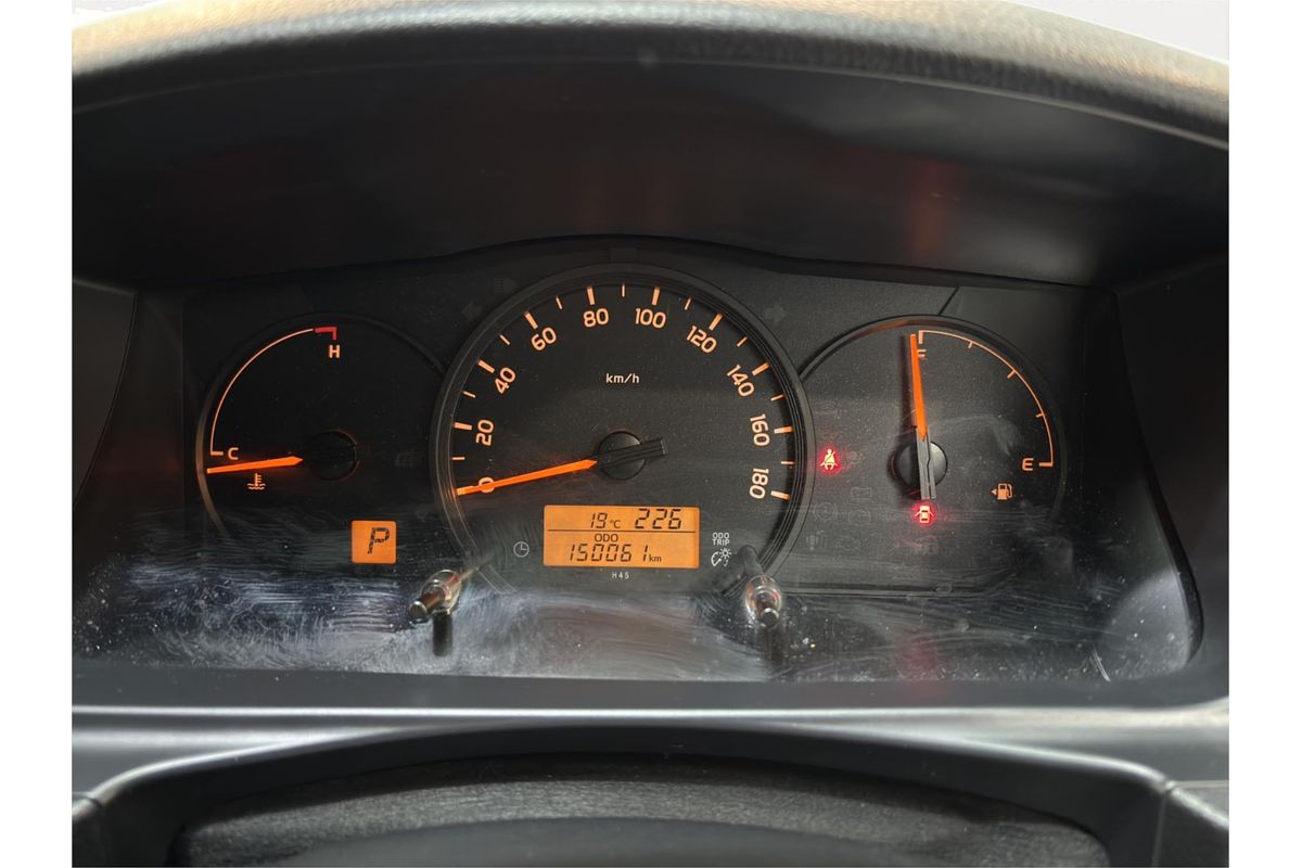 2015 Toyota Hiace