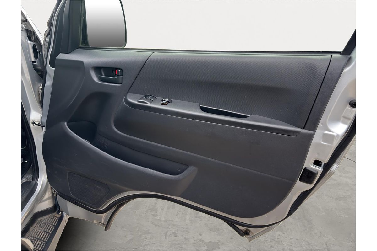 2014 Toyota Hiace Long DX