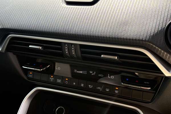 2025 Mazda CX-80 G40e Pure KL