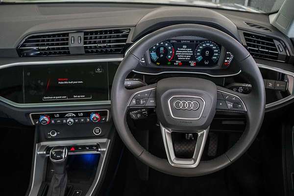 2025 Audi Q3 35 TFSI F3