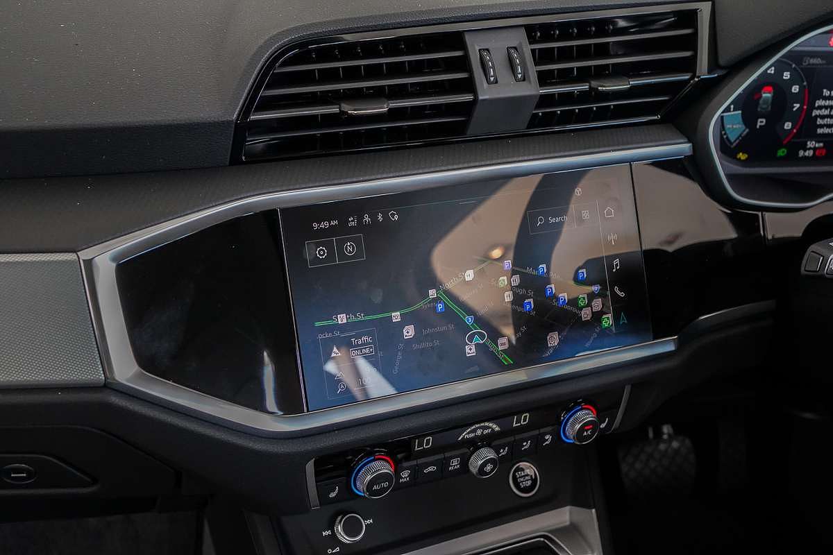 2025 Audi Q3 35 TFSI F3