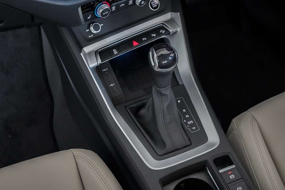 2025 Audi Q3 35 TFSI F3