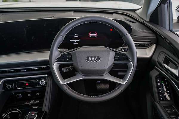 2025 Audi Q5 TFSI 150kW GU