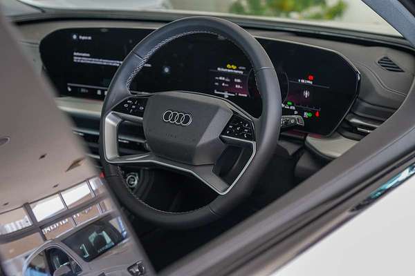 2025 Audi Q5 TFSI 150kW GU