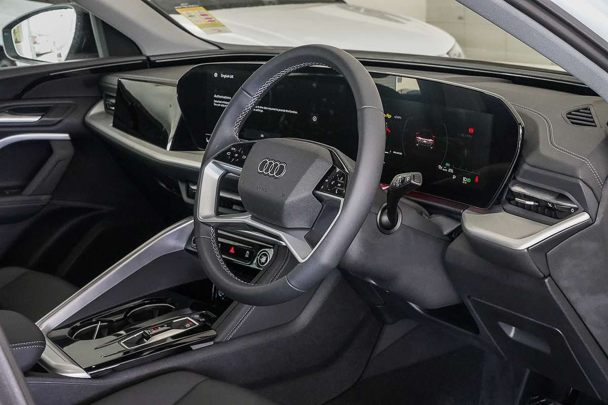 2025 Audi Q5 TFSI 150kW GU