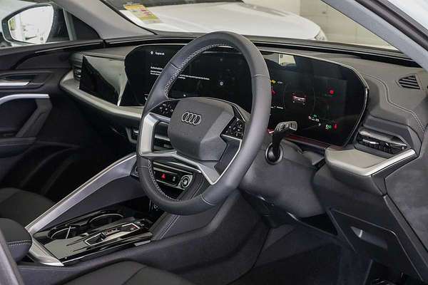 2025 Audi Q5 TFSI 150kW GU