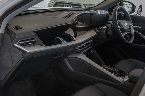 2025 Audi Q5 TFSI 150kW GU