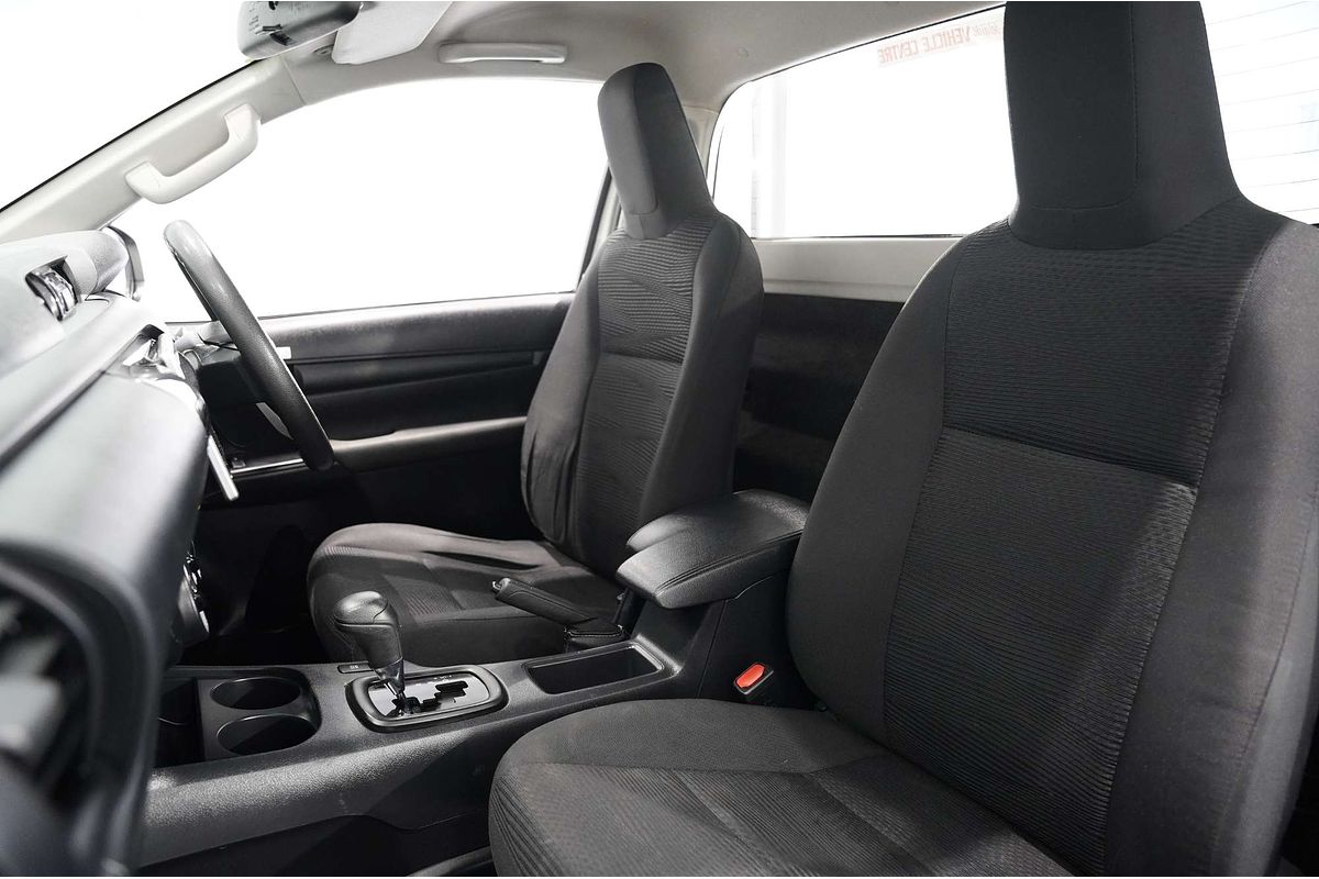 2019 Toyota Hilux SR GUN126R 4X4