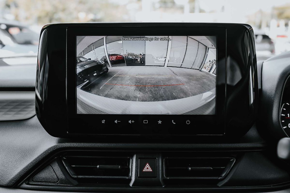 2025 Suzuki Swift Hybrid UZ