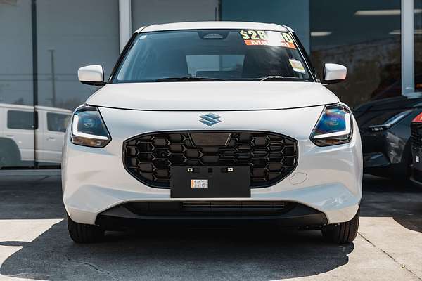 2025 Suzuki Swift Hybrid UZ