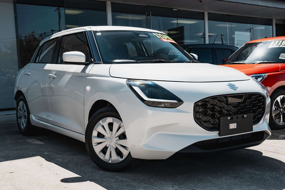 2025 Suzuki Swift Hybrid UZ