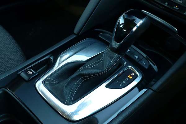 2018 Holden Commodore LT ZB