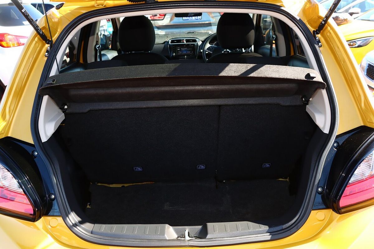 2021 Mitsubishi Mirage LS LB