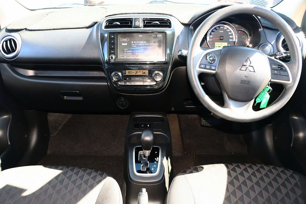 2021 Mitsubishi Mirage LS LB