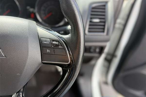 2022 Mitsubishi ASX ES XD