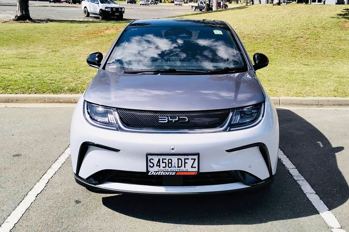 2025 BYD Dolphin Premium