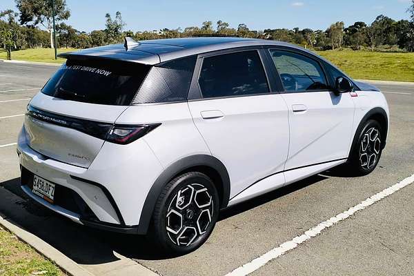 2025 BYD Dolphin Premium