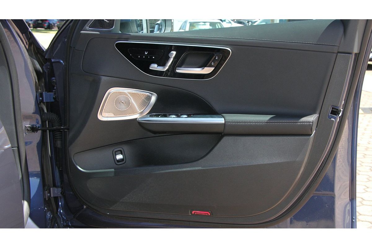 2025 Mercedes-Benz C-Class C350 e W206