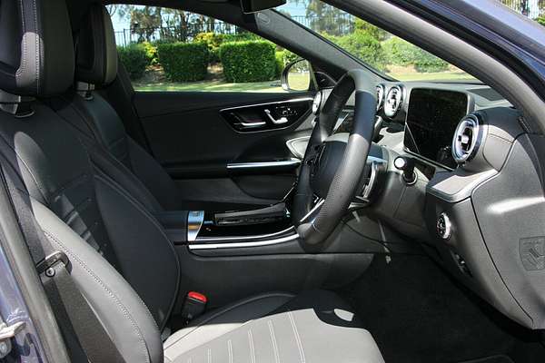 2025 Mercedes-Benz C-Class C350 e W206