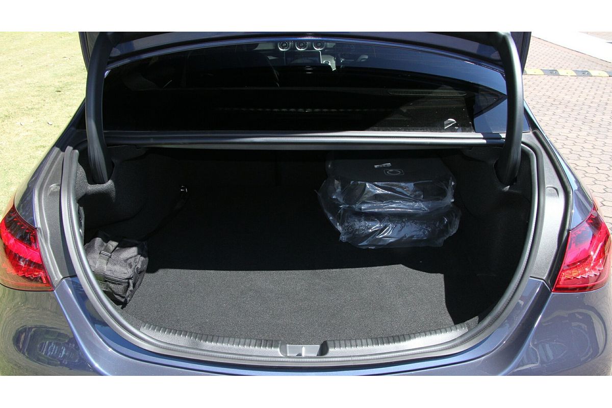 2025 Mercedes-Benz C-Class C350 e W206