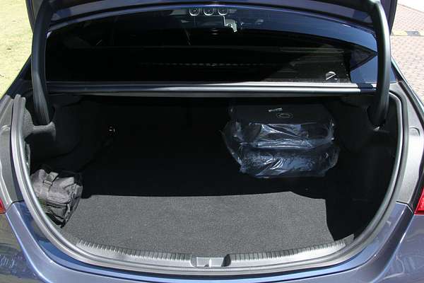 2025 Mercedes-Benz C-Class C350 e W206