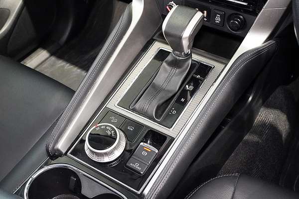 2020 Mitsubishi Pajero Sport GLS QF