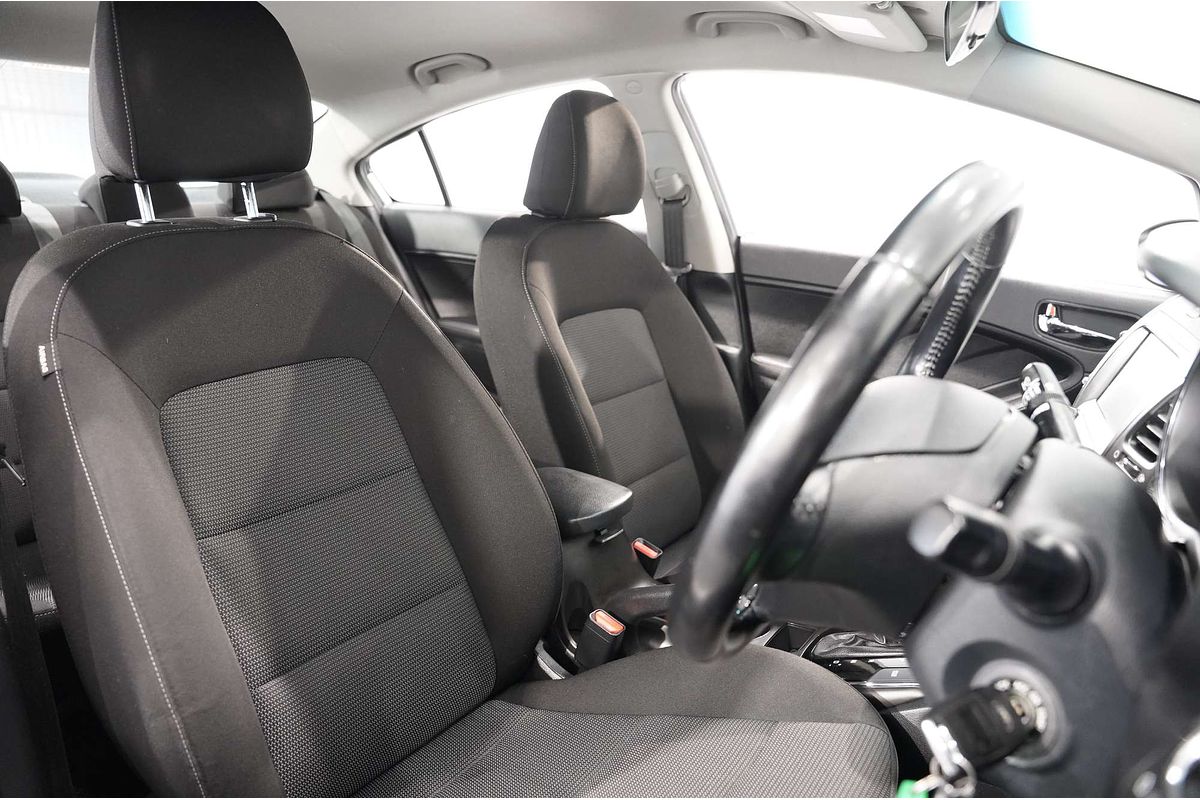 2017 Kia Cerato Sport YD