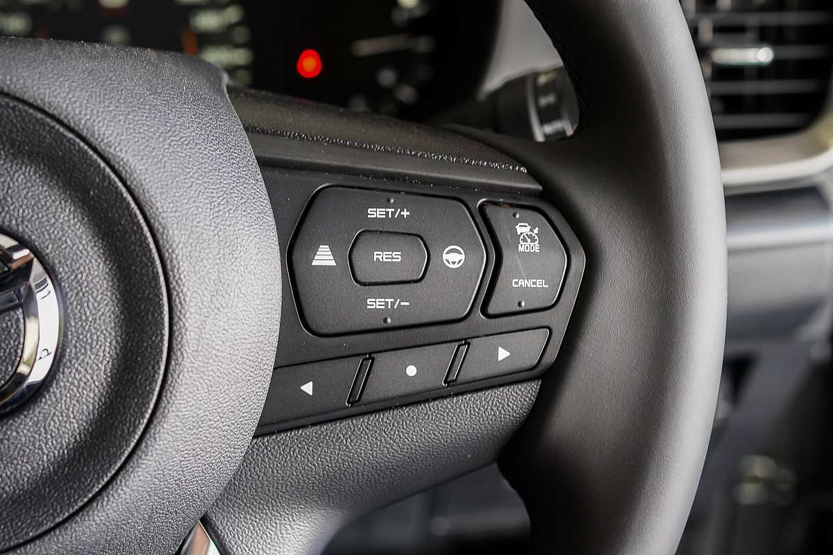 2025 Mazda BT-50 SP TF 4X4